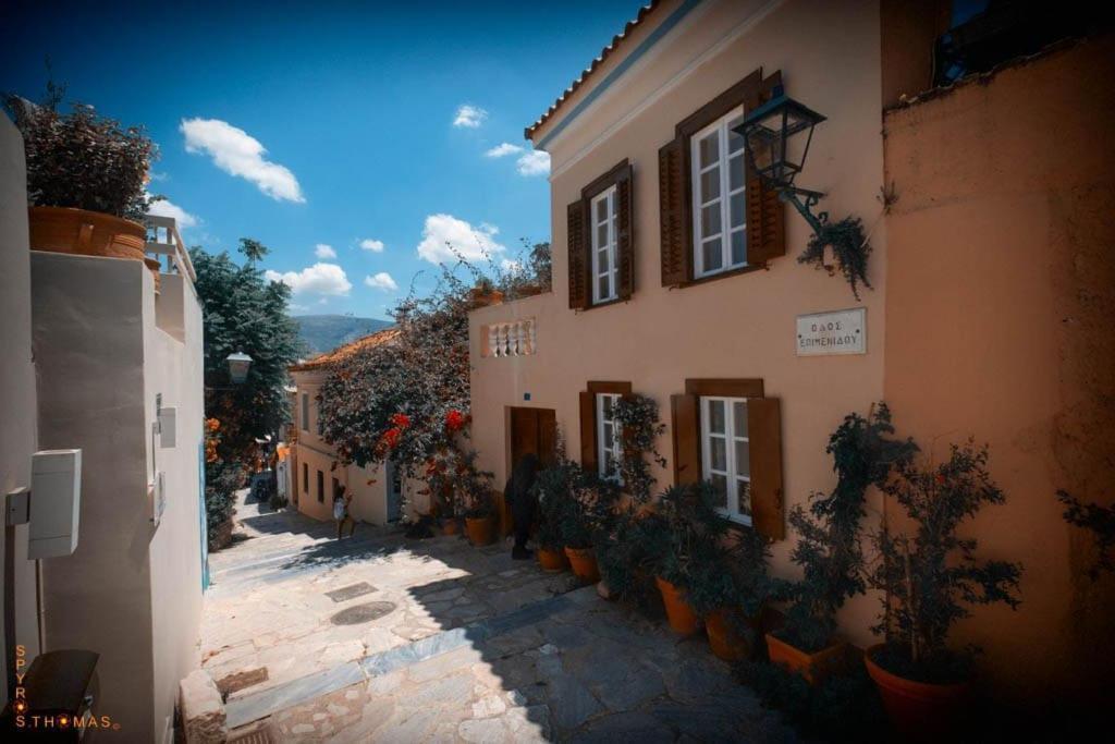 At The Foot Of Acropolis. Βίλα Αθήνα Εξωτερικό φωτογραφία